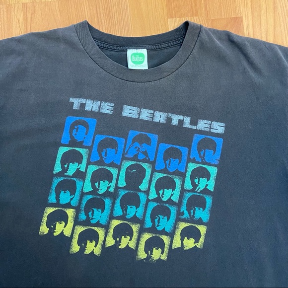 The Beatles Naturally Distressed Big Image T-Shirt Men’s Large - Picture 1 of 6